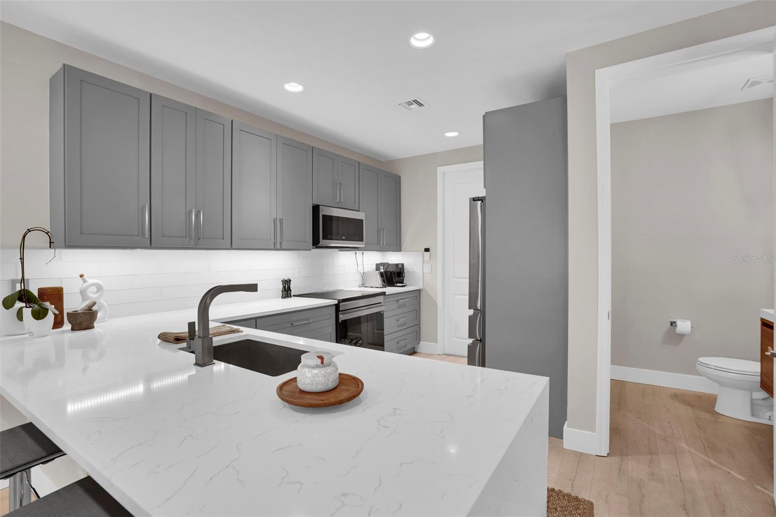 Image 4 of 36 For 9453 Montebello Way 104