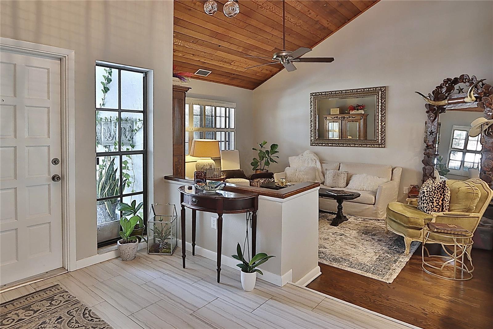 Image 4 of 62 For 11407 Cerca Del Rio Place