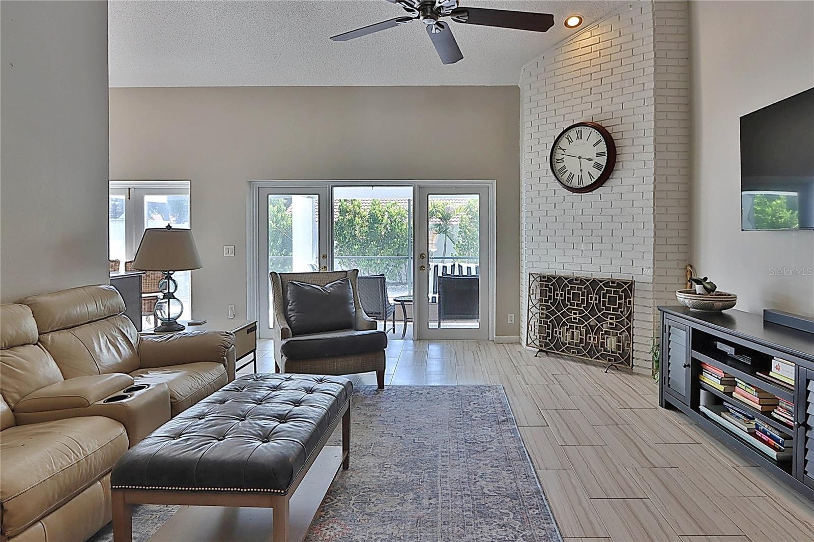 Image 40 of 62 For 11407 Cerca Del Rio Place