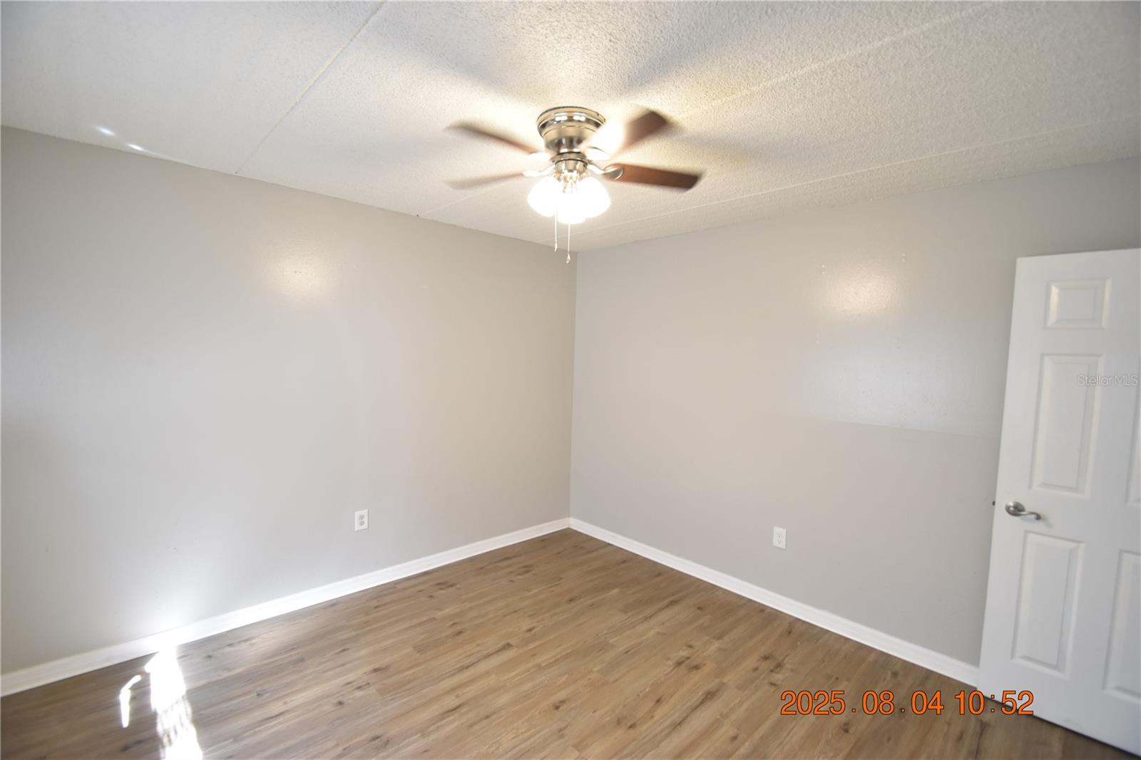 Image 24 of 28 For 306 Danube Avenue 1