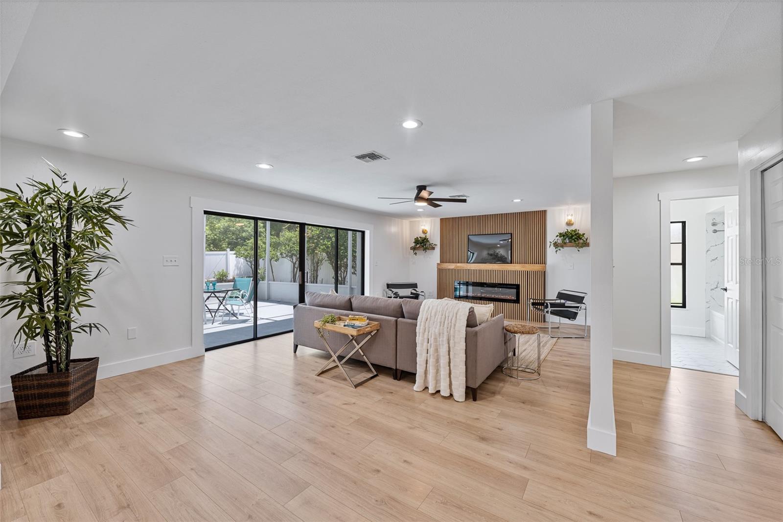 Image 13 of 43 For 14043 Wolcott Drive