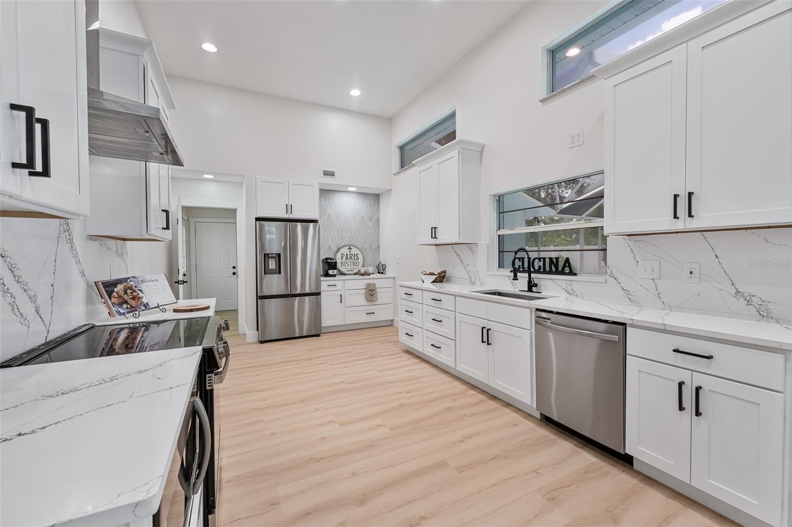Image 5 of 43 For 14043 Wolcott Drive