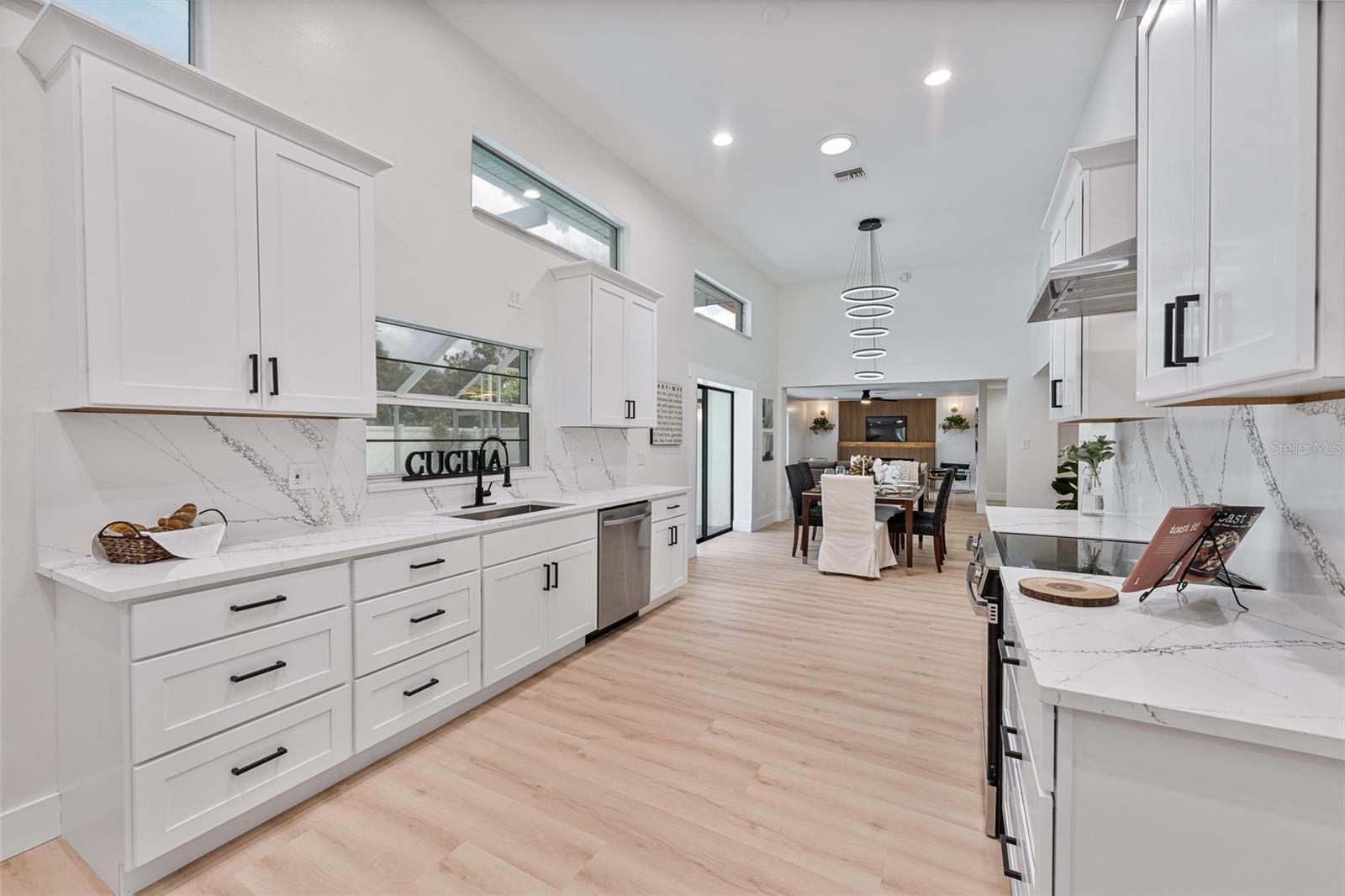 Image 6 of 43 For 14043 Wolcott Drive