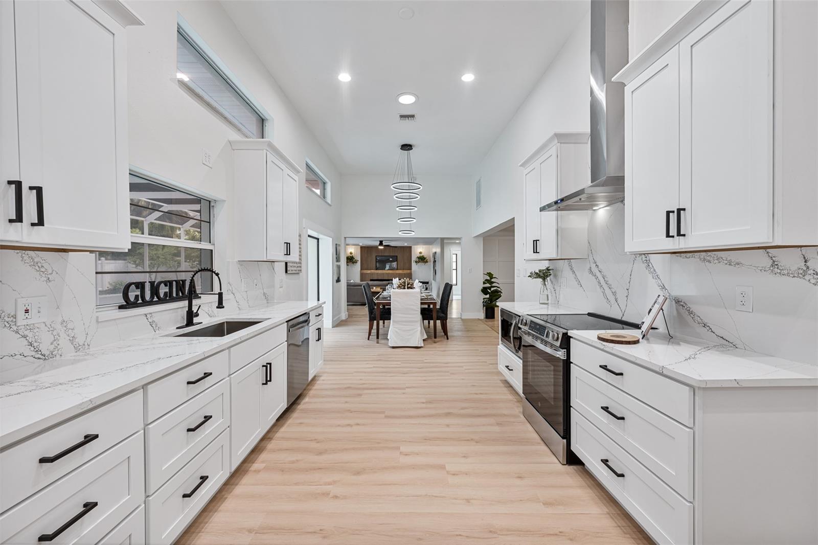 Image 9 of 43 For 14043 Wolcott Drive