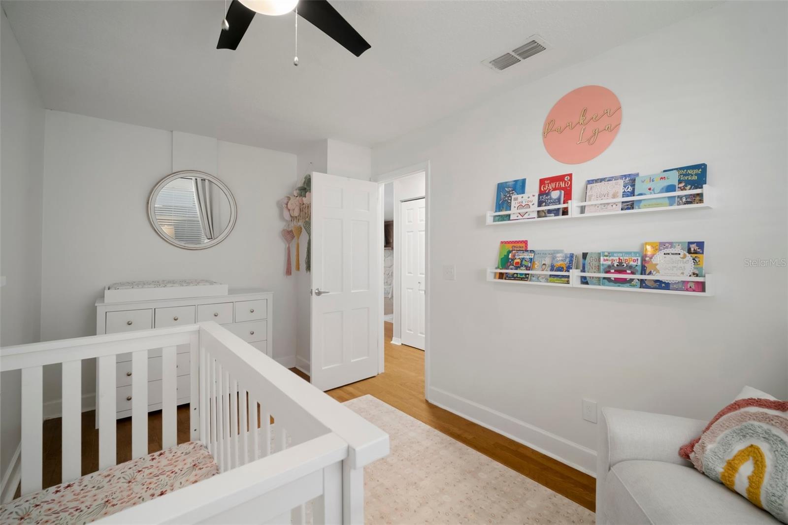 Image 18 of 69 For 4710 Grainary Avenue