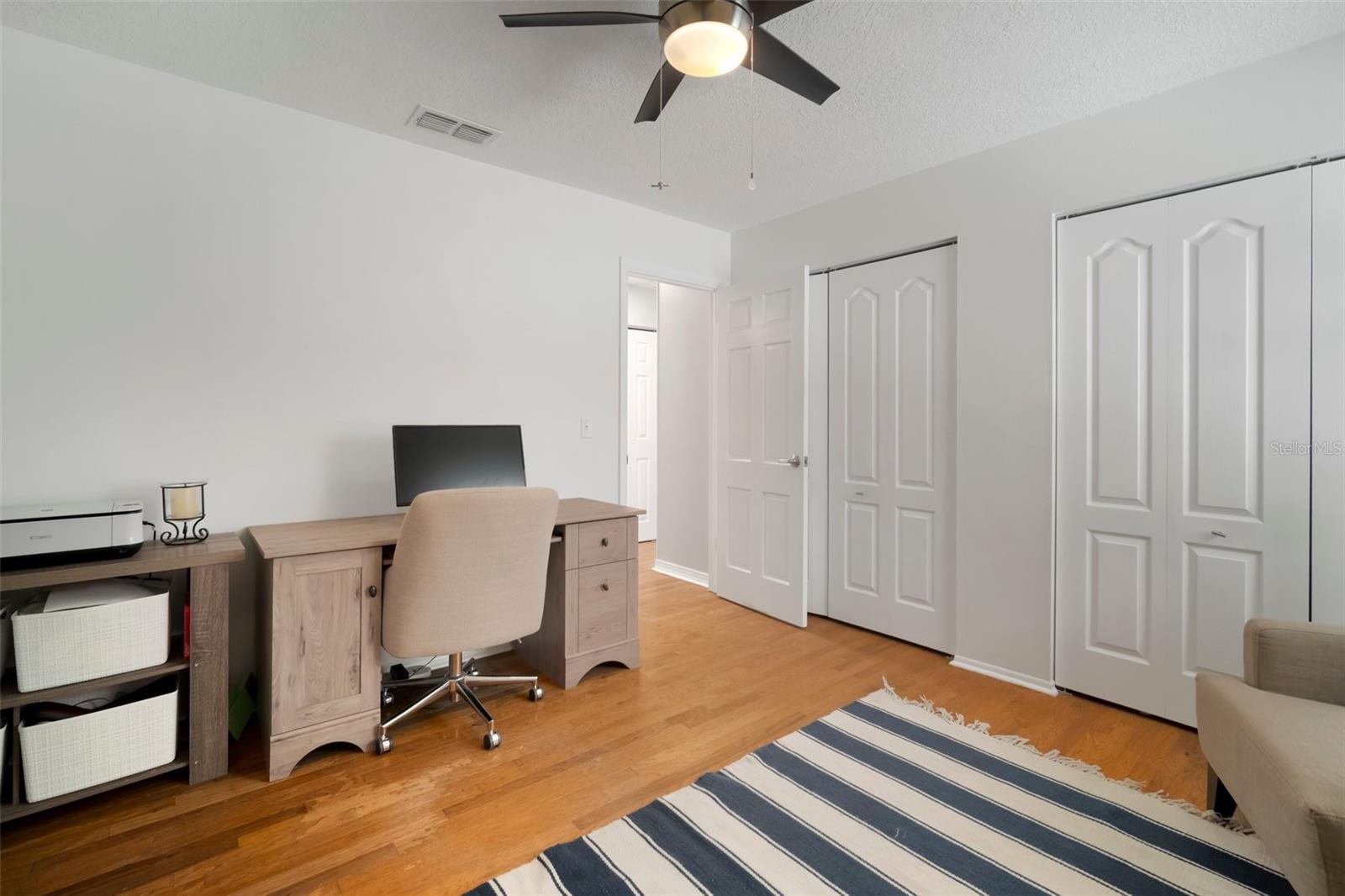 Image 21 of 69 For 4710 Grainary Avenue