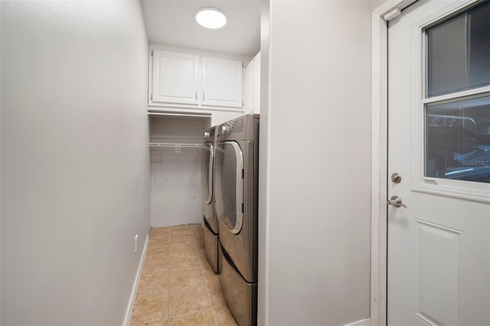 Image 43 of 69 For 4710 Grainary Avenue