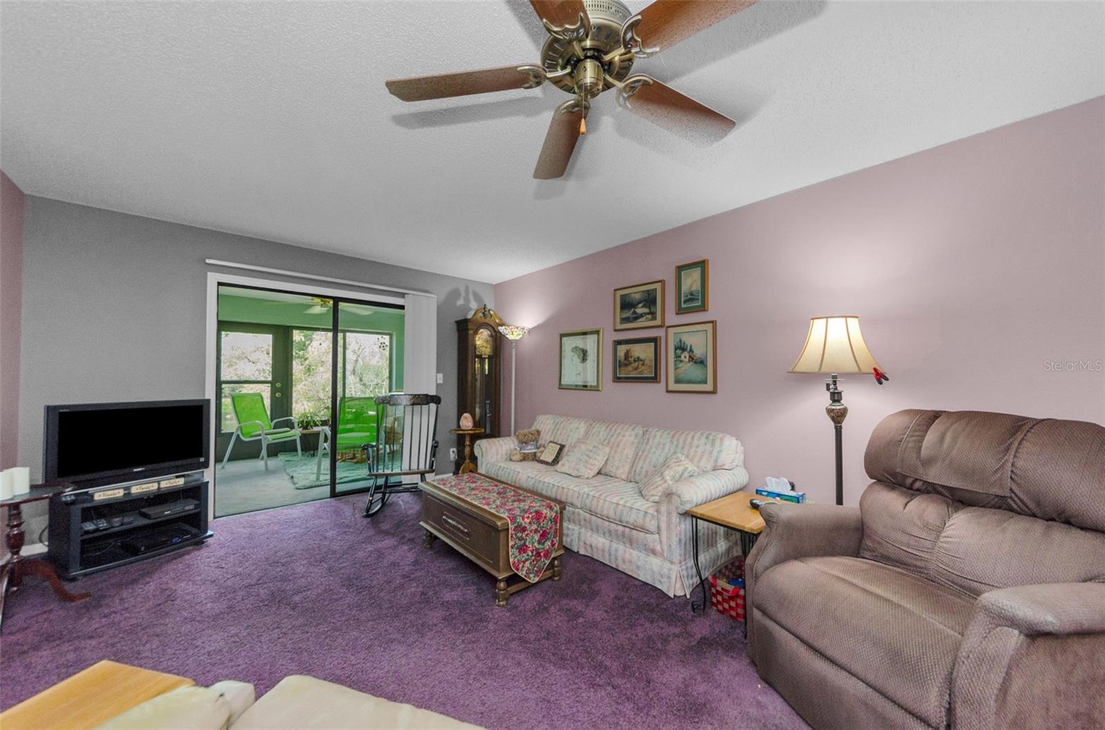 Image 12 of 52 For 2119 Elm Street 103