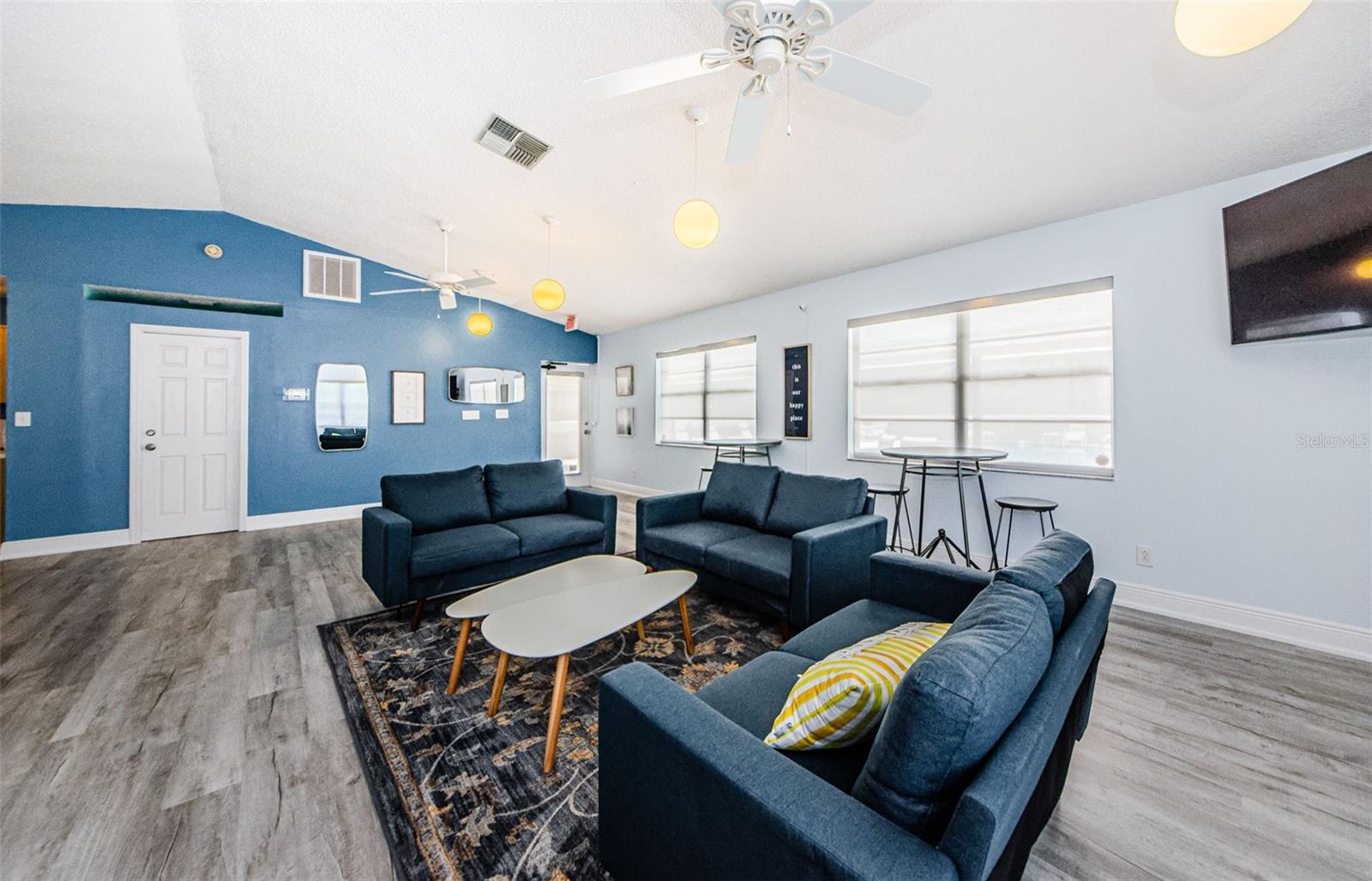 Image 41 of 52 For 2119 Elm Street 103