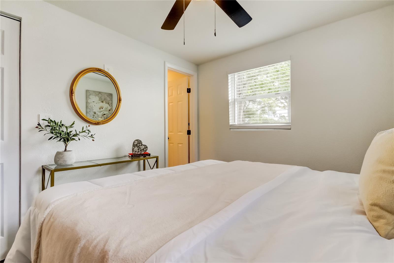 Image 19 of 43 For 12828 103rd Way