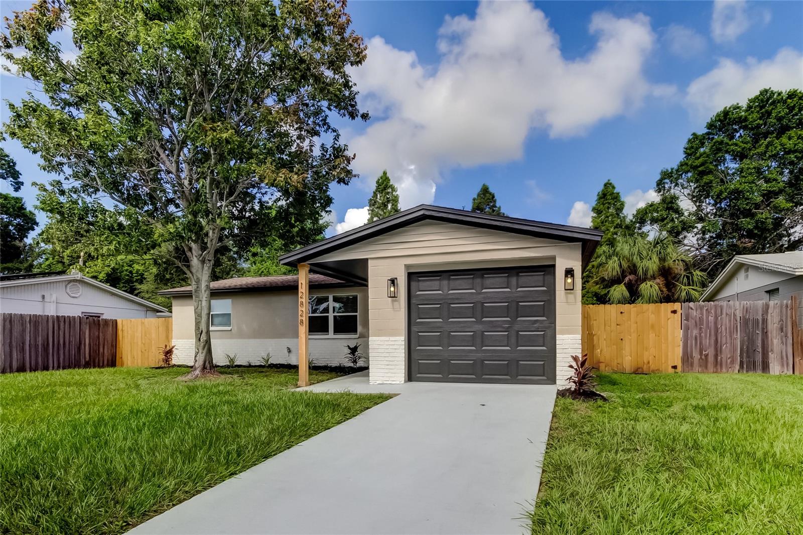 Image 2 of 43 For 12828 103rd Way