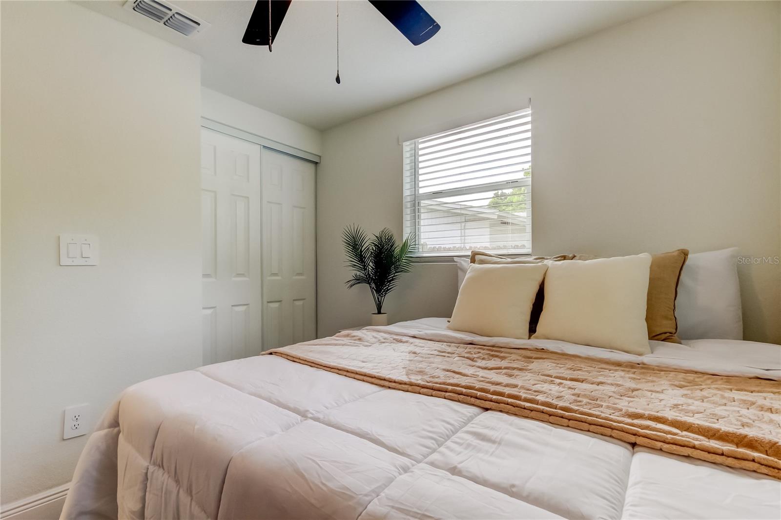 Image 27 of 43 For 12828 103rd Way