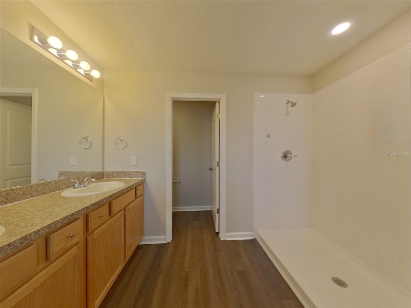 Image 7 of 16 For 31767 Broadwater Avenue