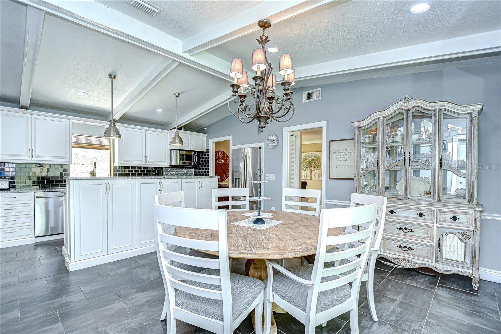Image 14 of 69 For 13522 Avista Drive