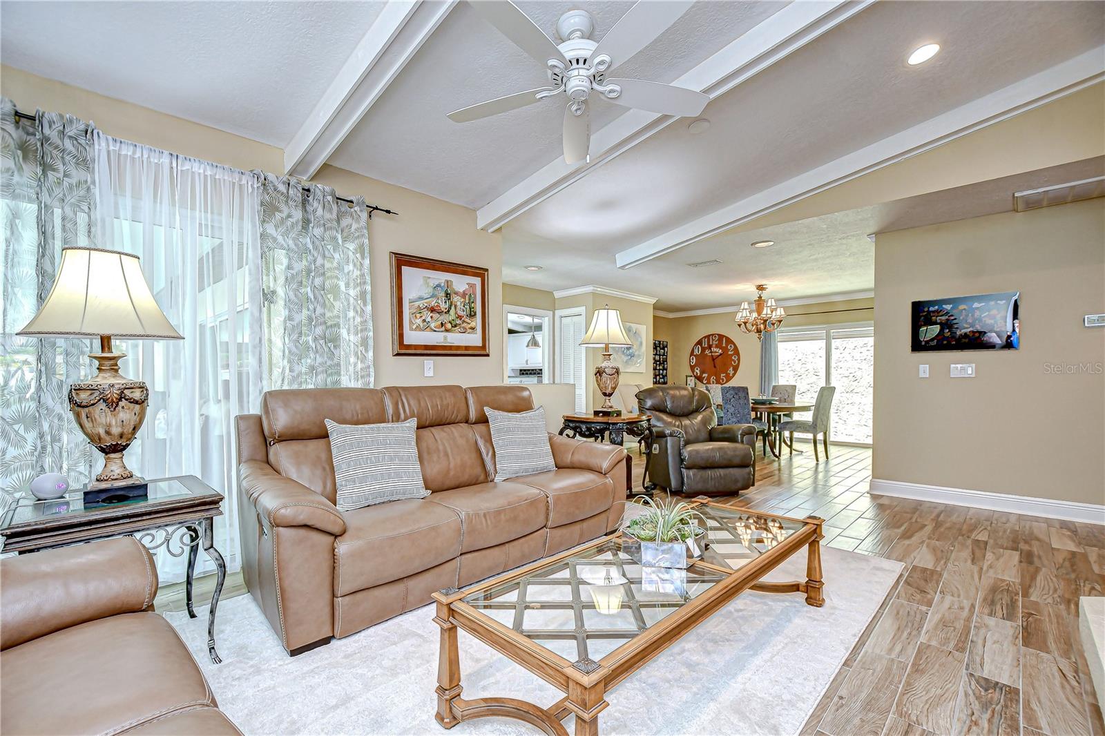 Image 25 of 69 For 13522 Avista Drive