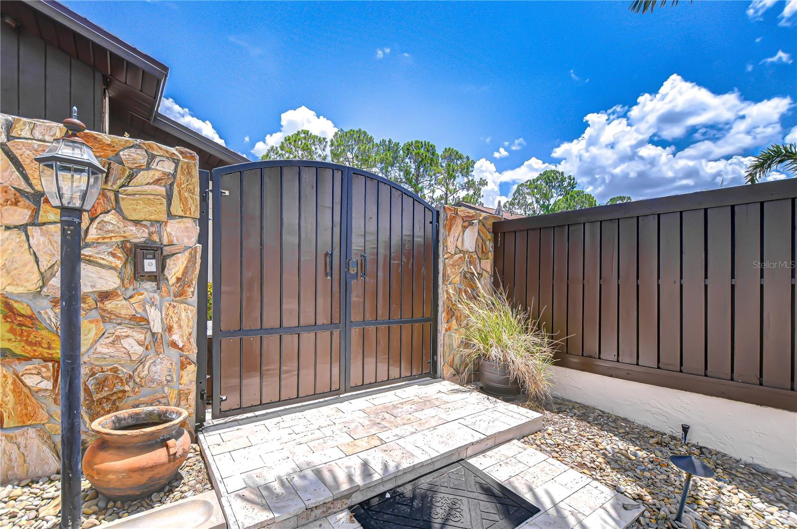Image 46 of 69 For 13522 Avista Drive