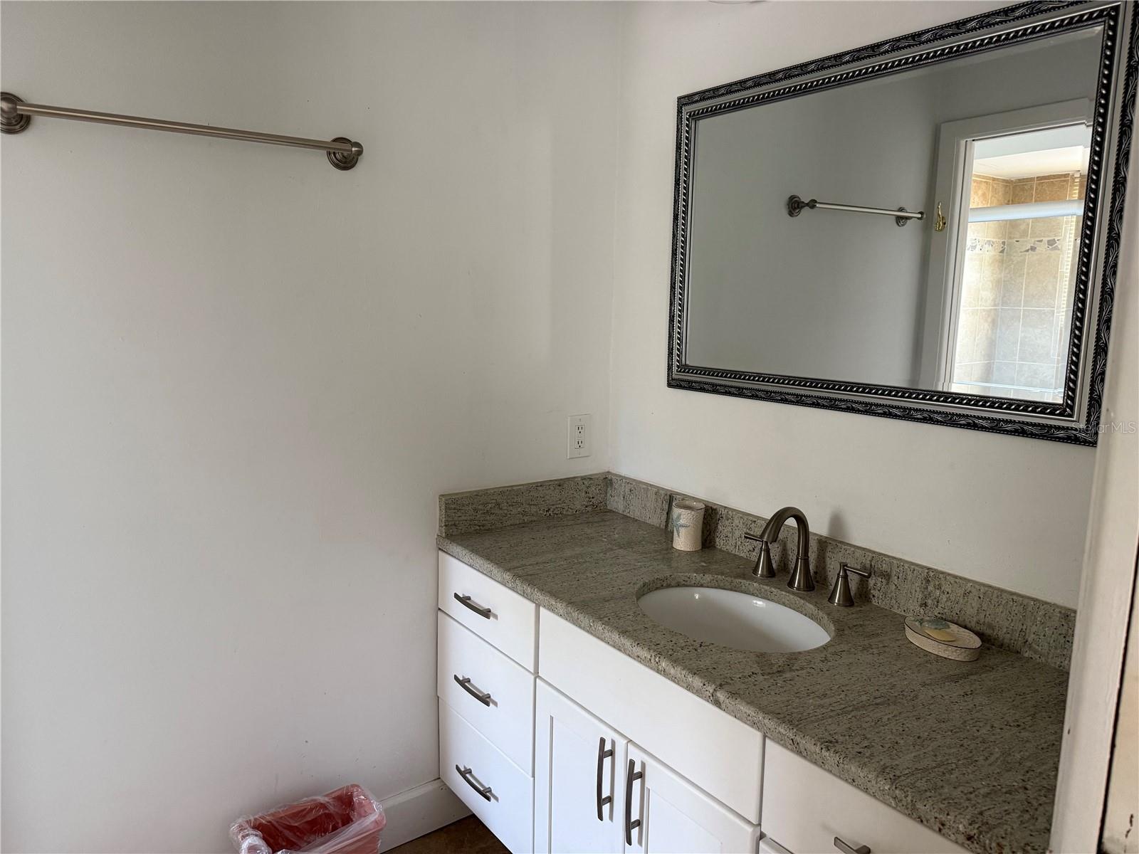 Image 17 of 28 For 853 2nd Avenue S