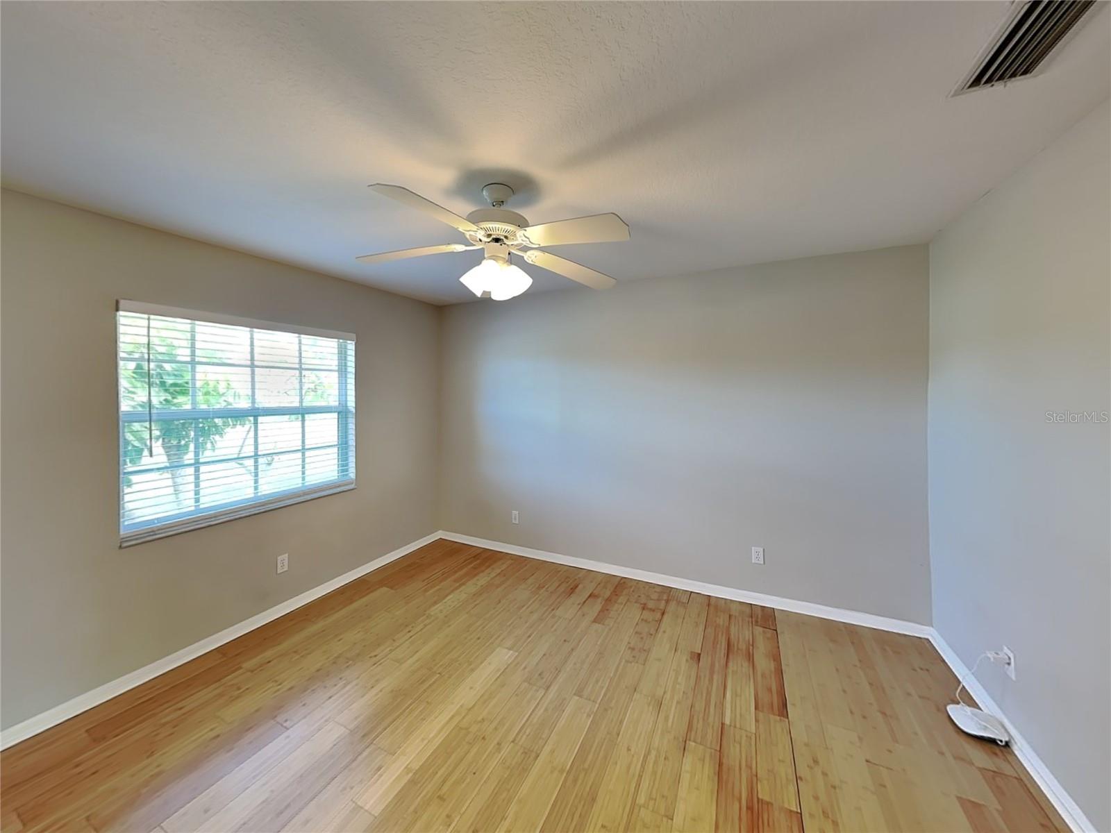 Image 16 of 19 For 1761 Banyan Drive