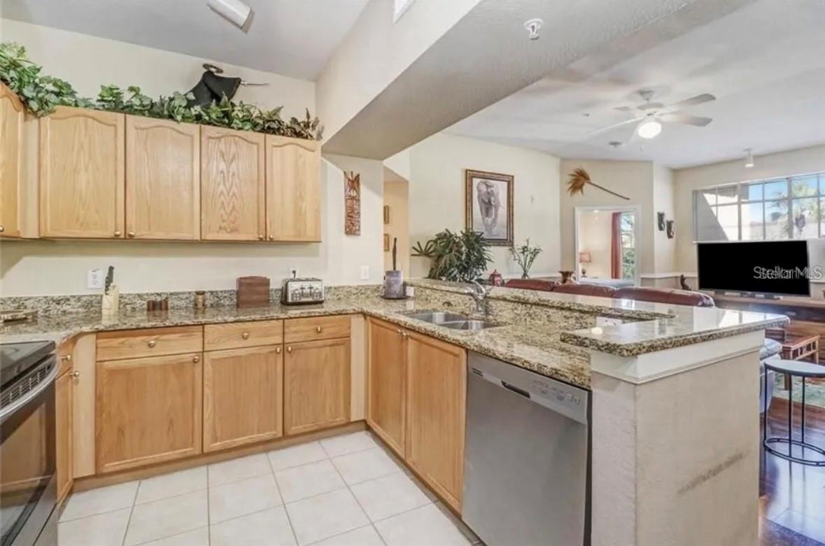 Image 11 of 27 For 5125 Palm Springs Boulevard 12205