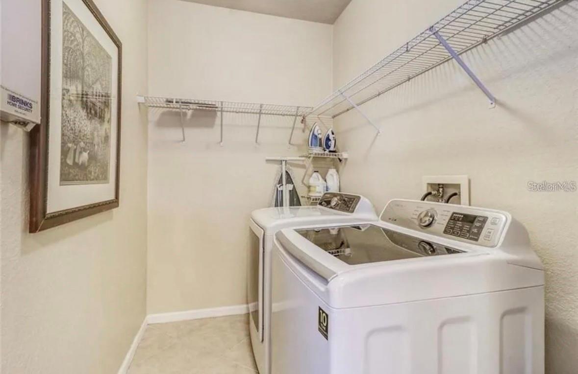 Image 19 of 27 For 5125 Palm Springs Boulevard 12205