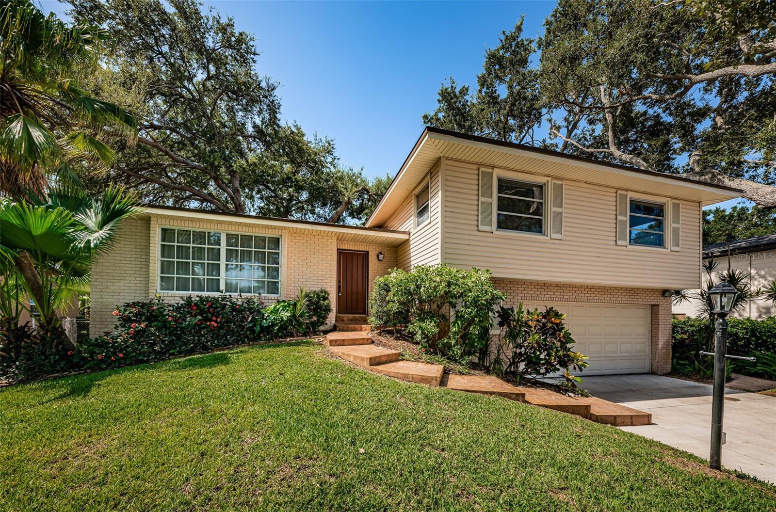 Details for 13732 86th Avenue, SEMINOLE, FL 33776
