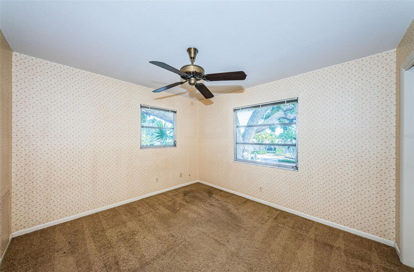 Image 44 of 53 For 13732 86th Avenue