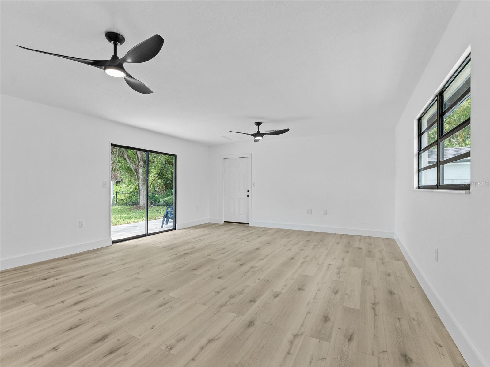 Image 36 of 47 For 6258 99th Circle N