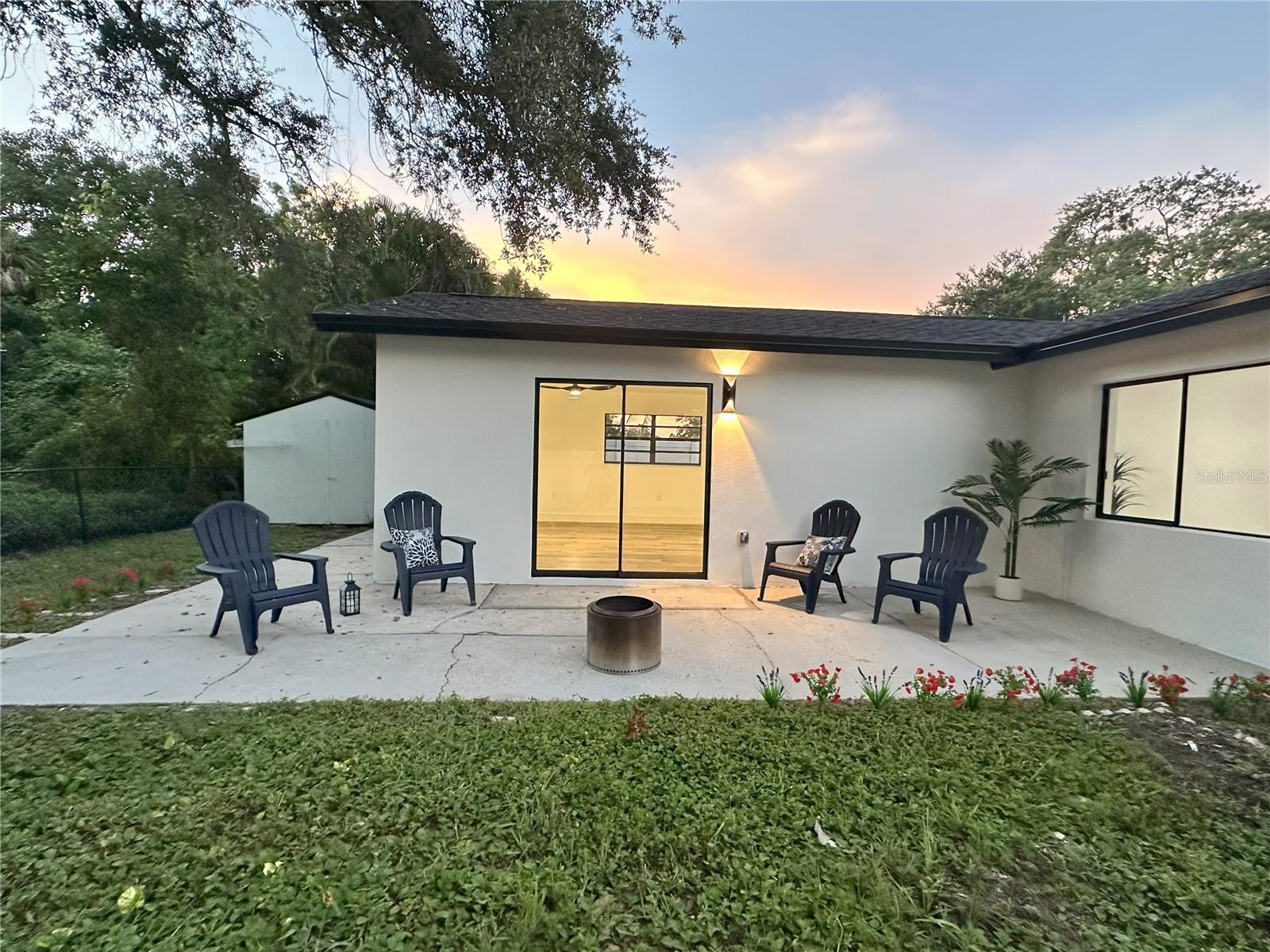 Image 4 of 47 For 6258 99th Circle N