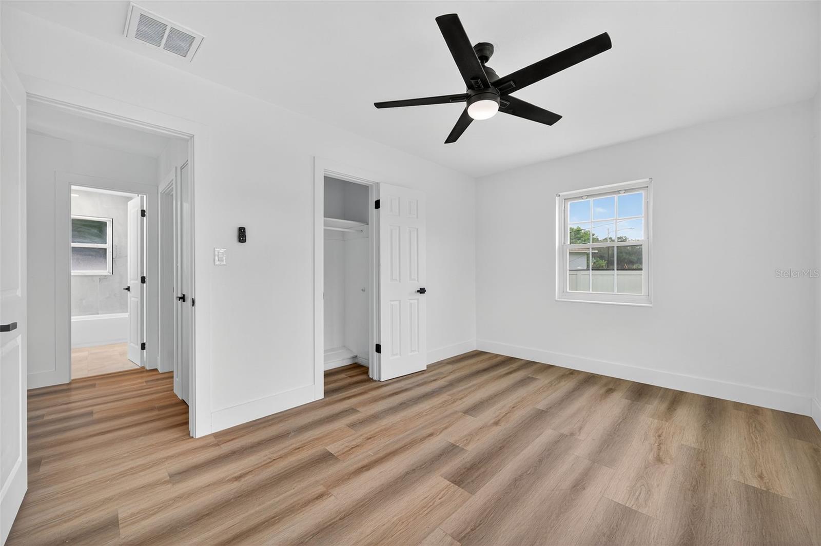 Image 25 of 66 For 5175 23rd Avenue N