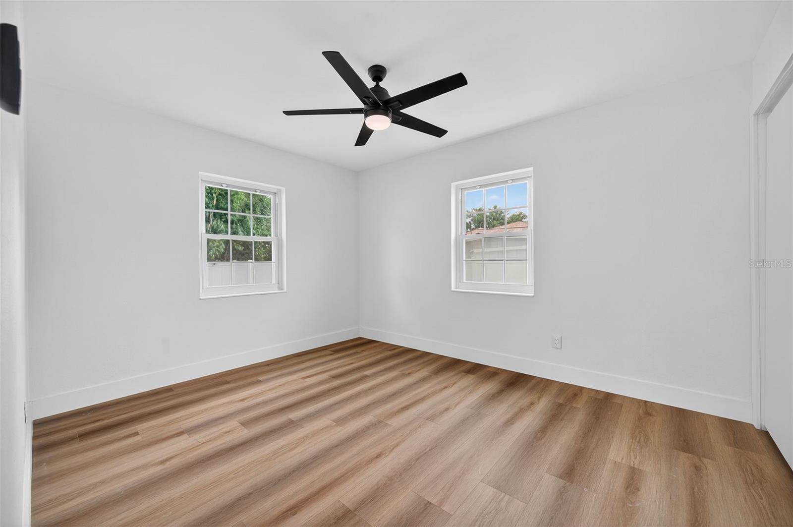 Image 28 of 66 For 5175 23rd Avenue N