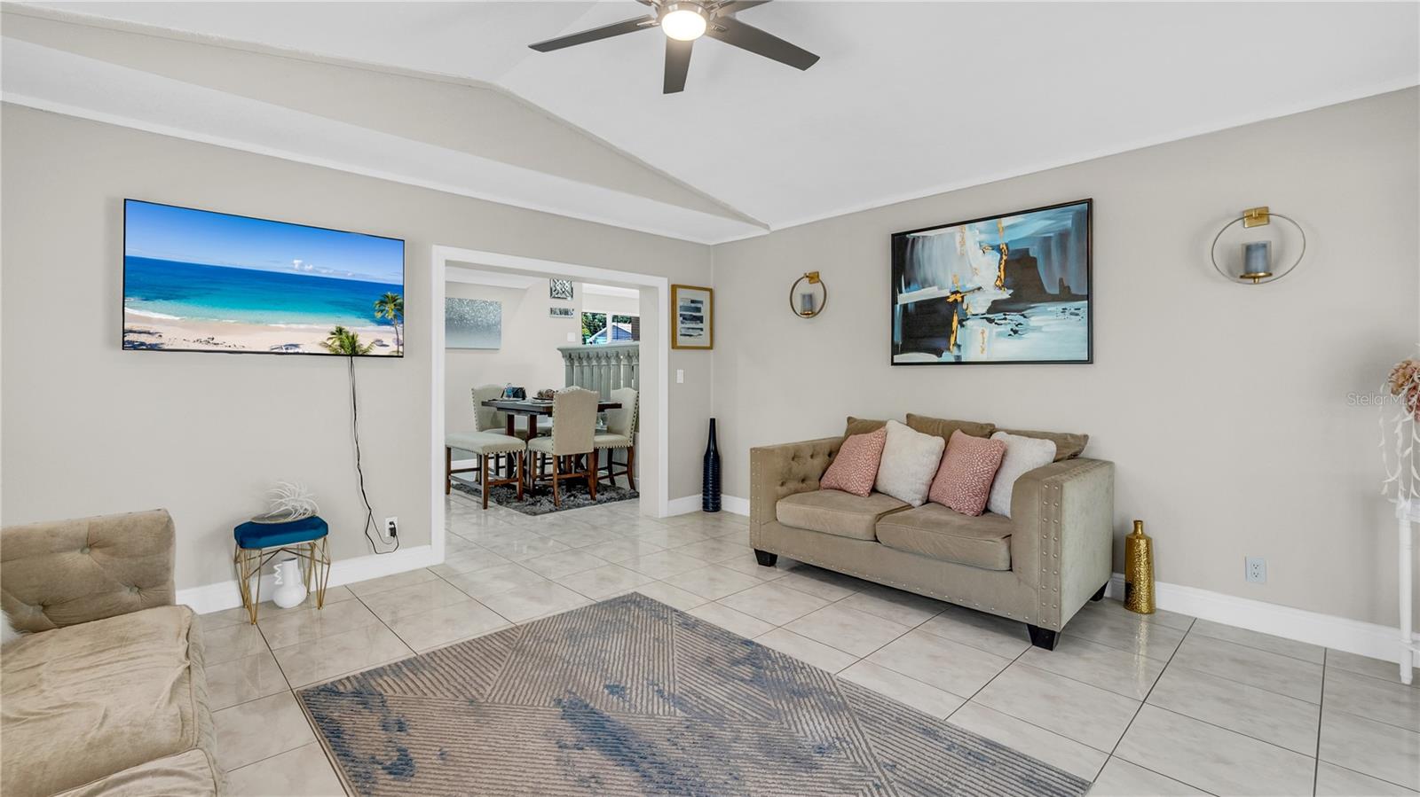 Image 14 of 35 For 8257 Malvern Circle