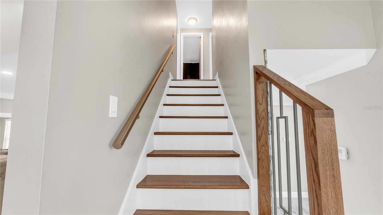 Image 16 of 35 For 8257 Malvern Circle