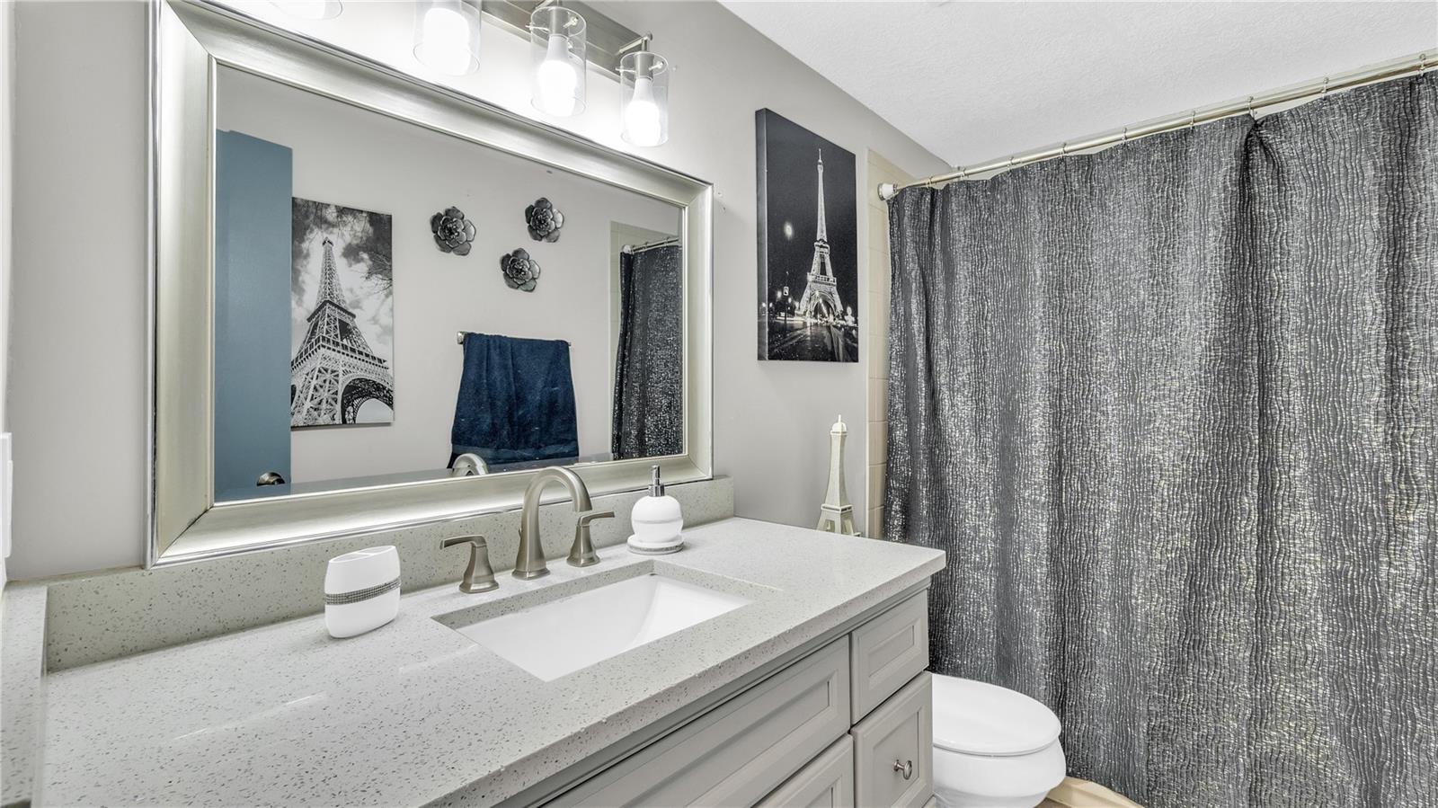 Image 22 of 35 For 8257 Malvern Circle