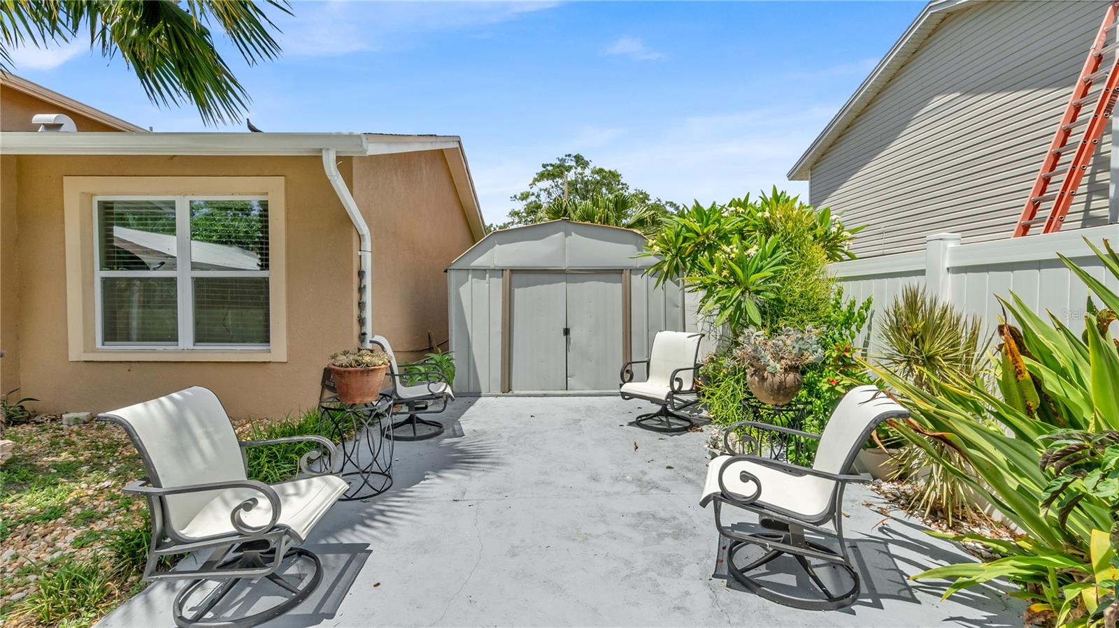Image 32 of 35 For 8257 Malvern Circle