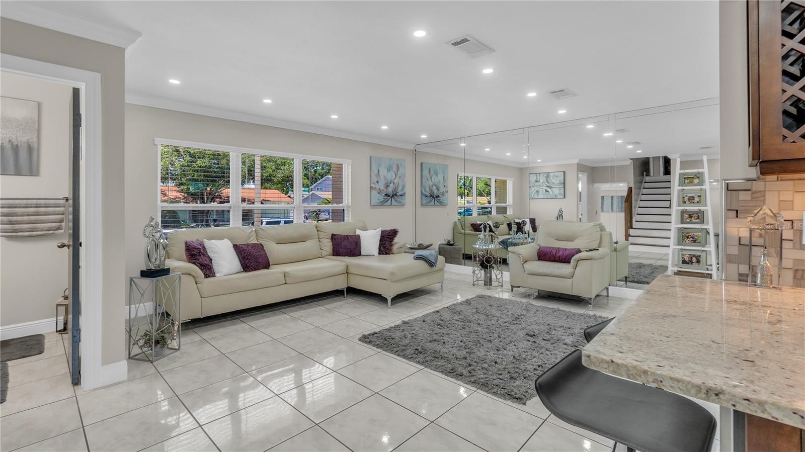 Image 6 of 35 For 8257 Malvern Circle