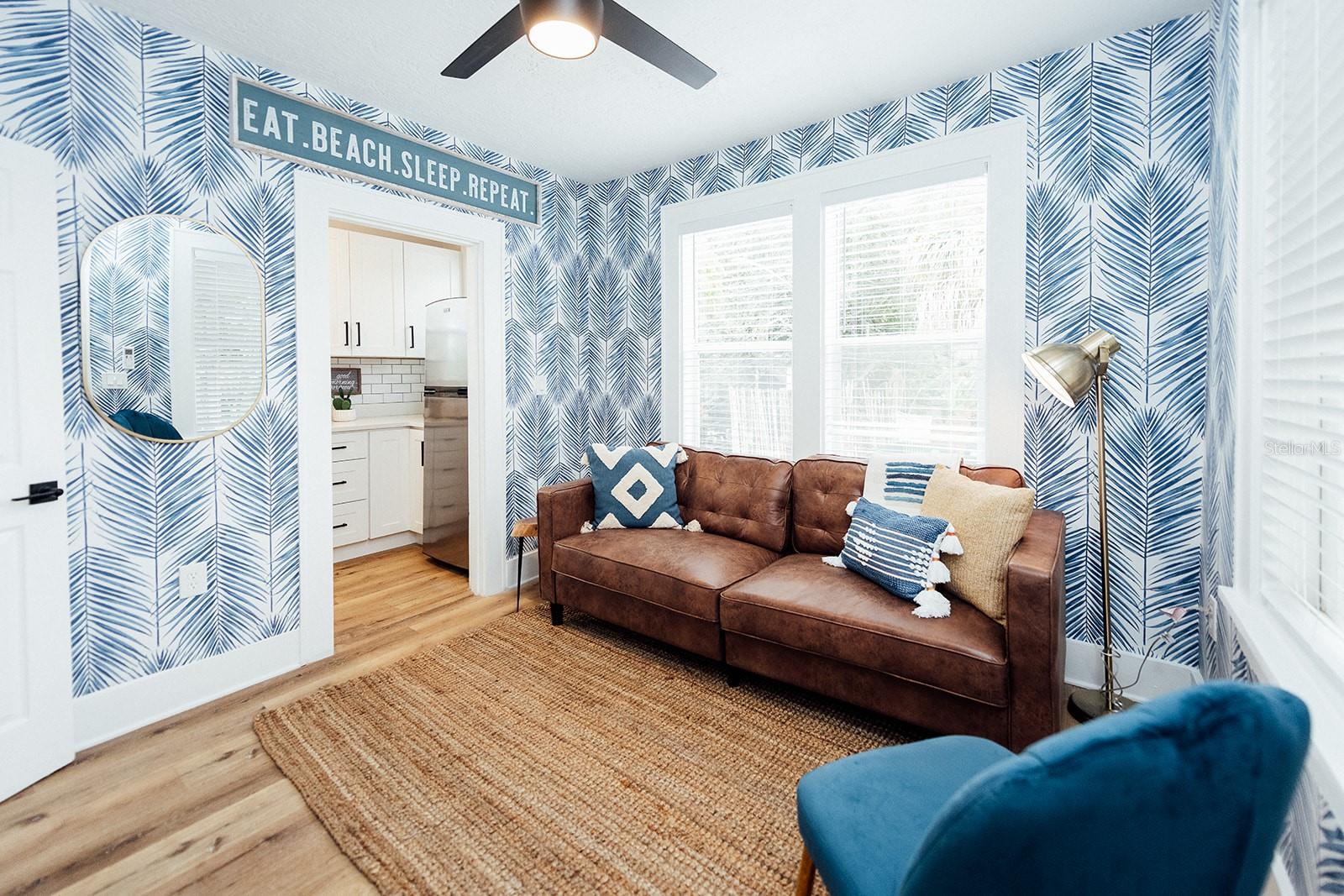 Image 2 of 42 For 809 10th Avenue N 4