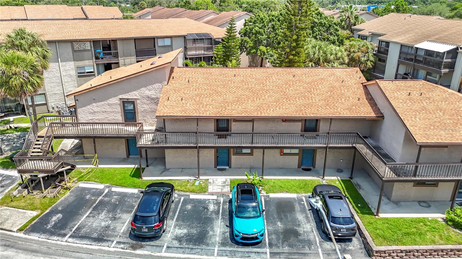 Listing photo id 1 for 6314 Newtown Circle 14a2