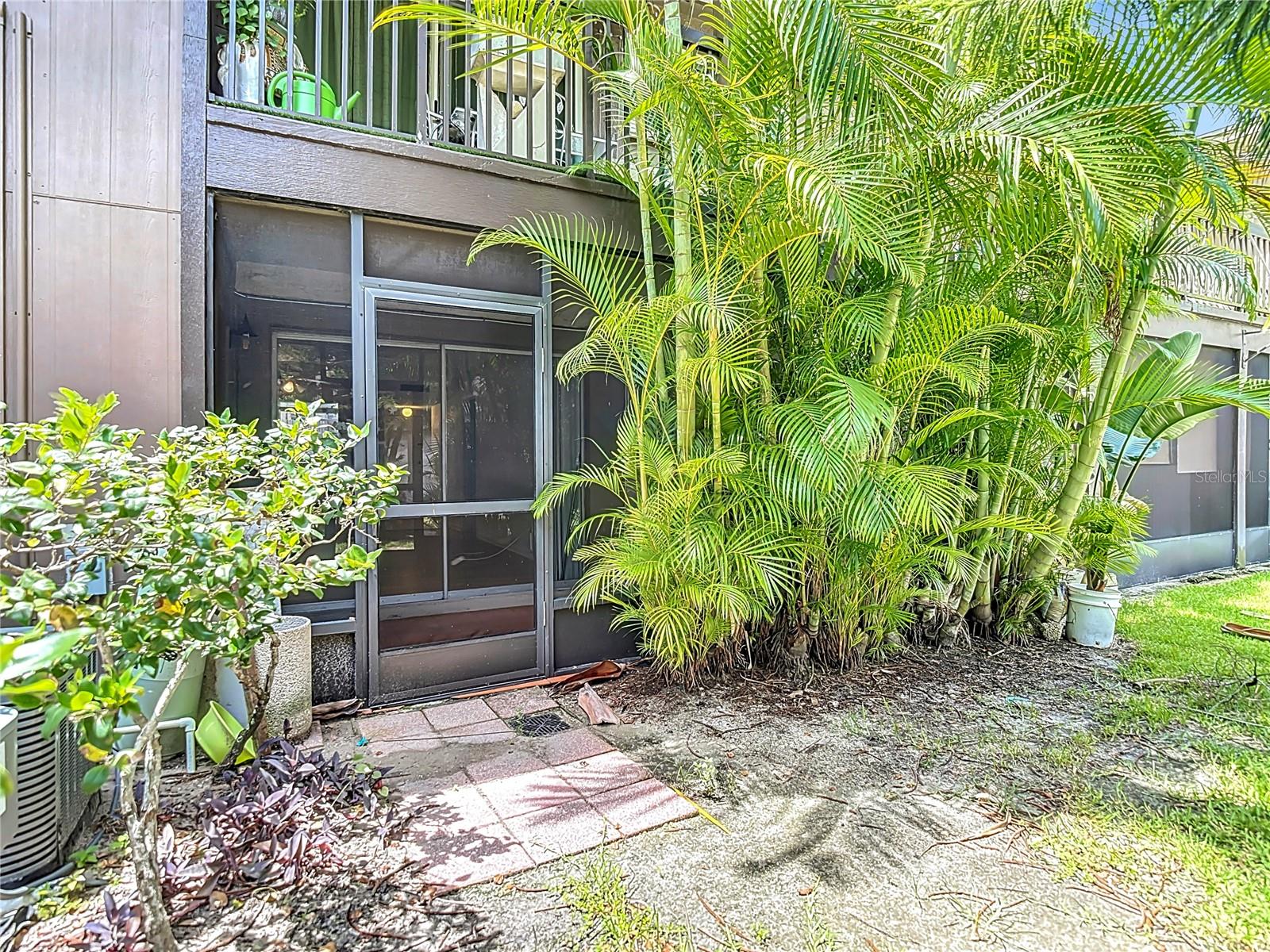 Listing photo id 34 for 6314 Newtown Circle 14a2
