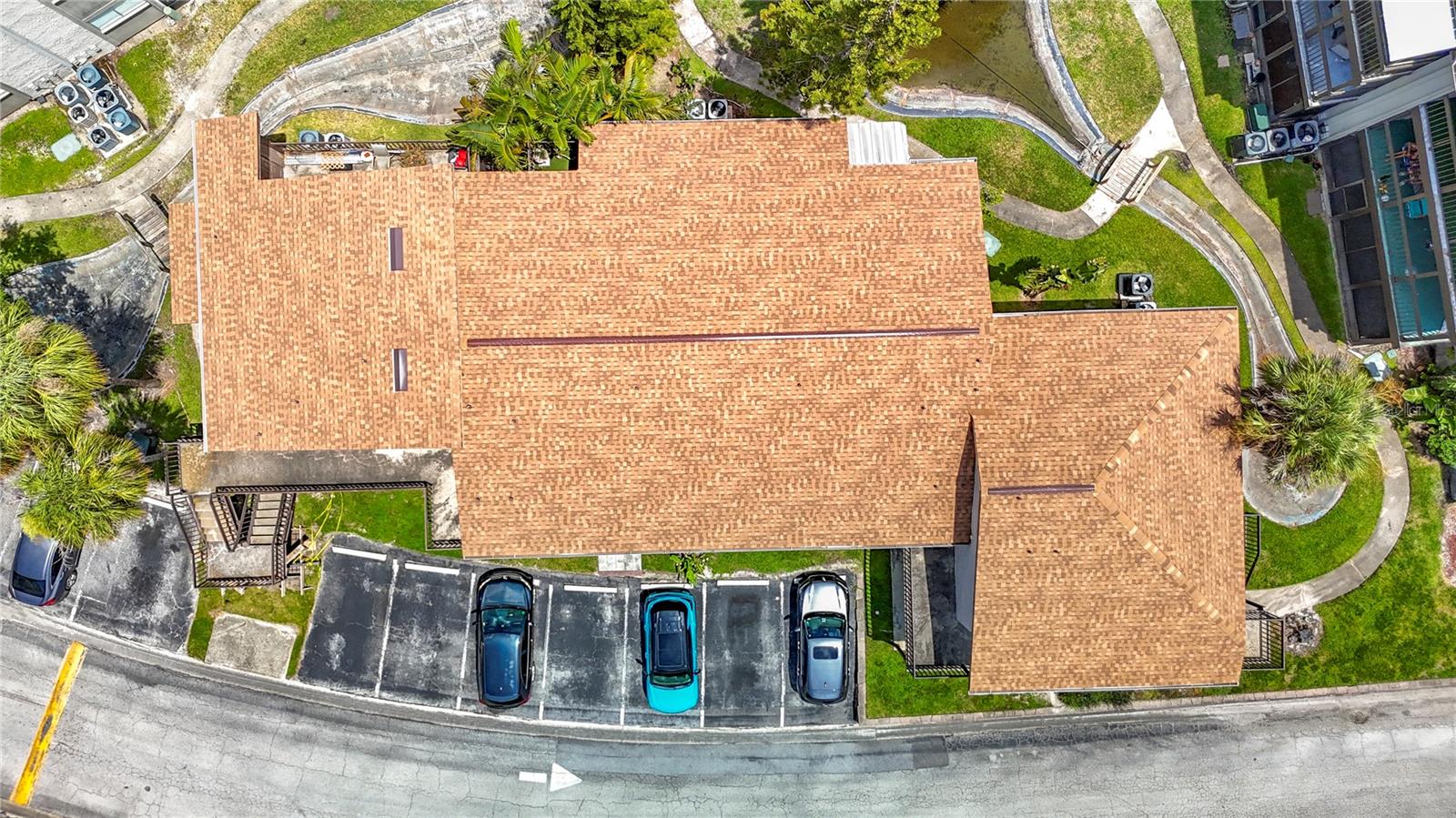 Listing photo id 36 for 6314 Newtown Circle 14a2