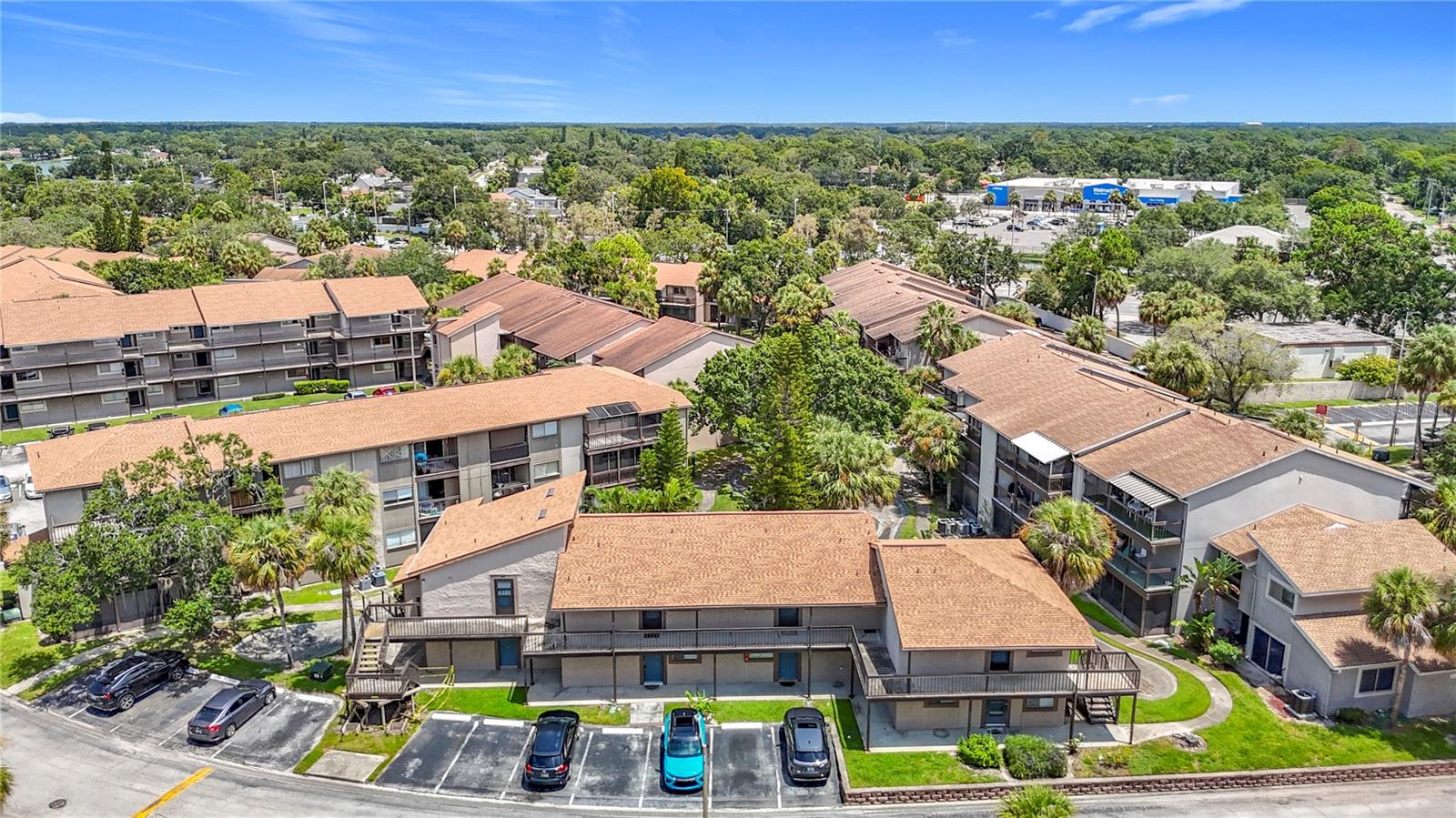 Listing photo id 40 for 6314 Newtown Circle 14a2
