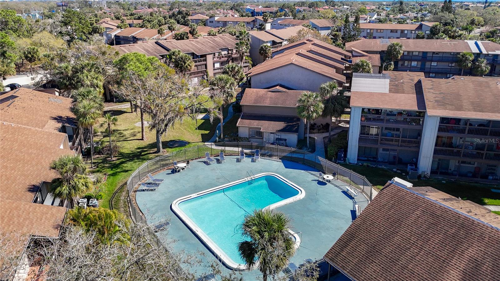 Listing photo id 44 for 6314 Newtown Circle 14a2