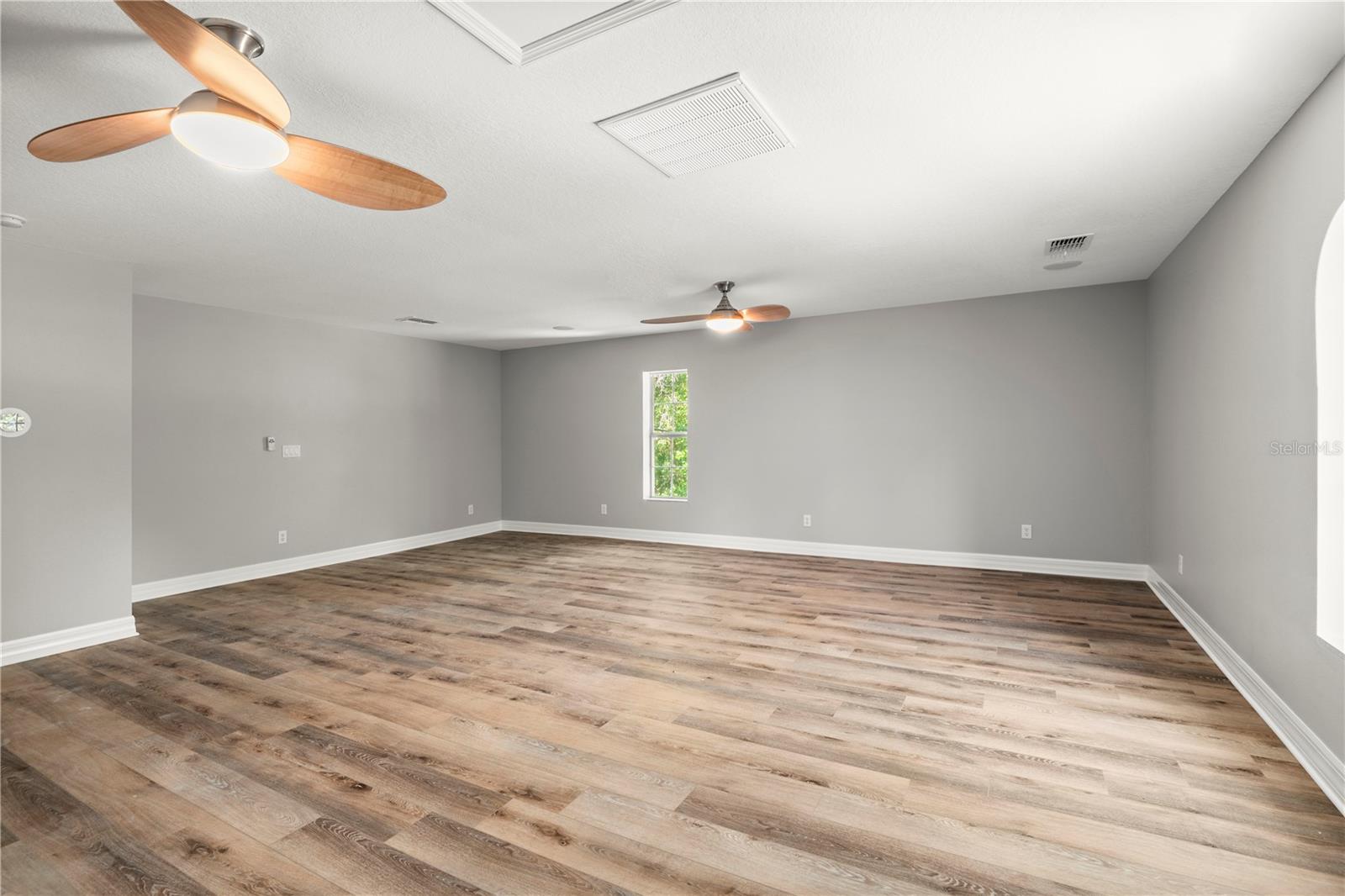 Image 15 of 33 For 33276 Westwood Drive