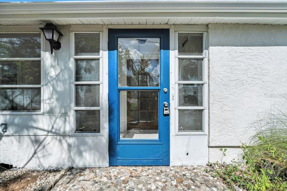 Image 4 of 42 For 1290 Oxford Drive