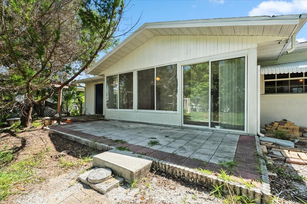 Image 41 of 42 For 1290 Oxford Drive