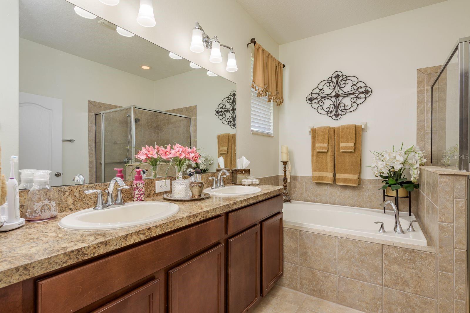 Image 19 of 44 For 1512 Little Hawk Drive
