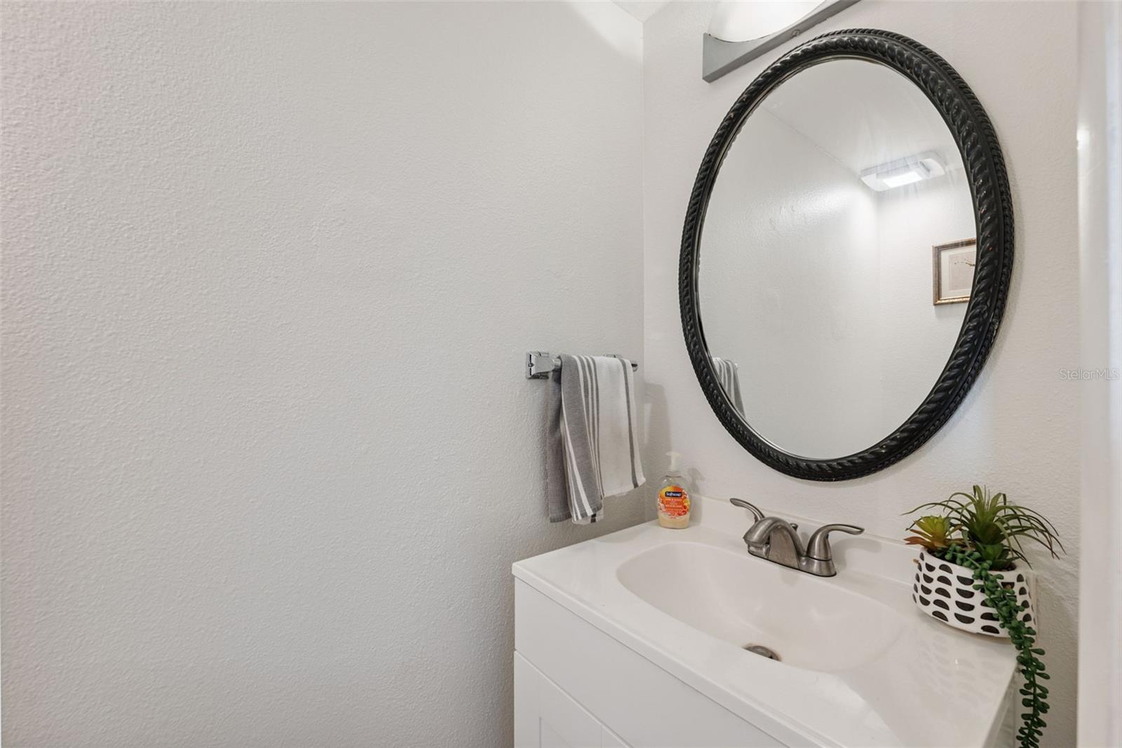 Image 19 of 53 For 4821 Mcelroy Avenue D210