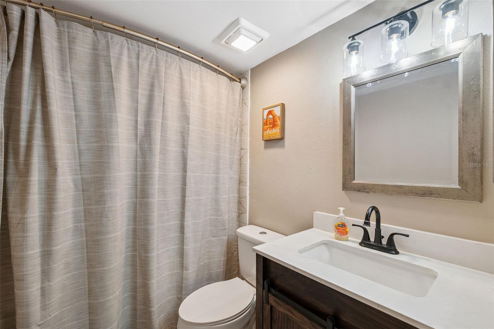 Image 31 of 53 For 4821 Mcelroy Avenue D210