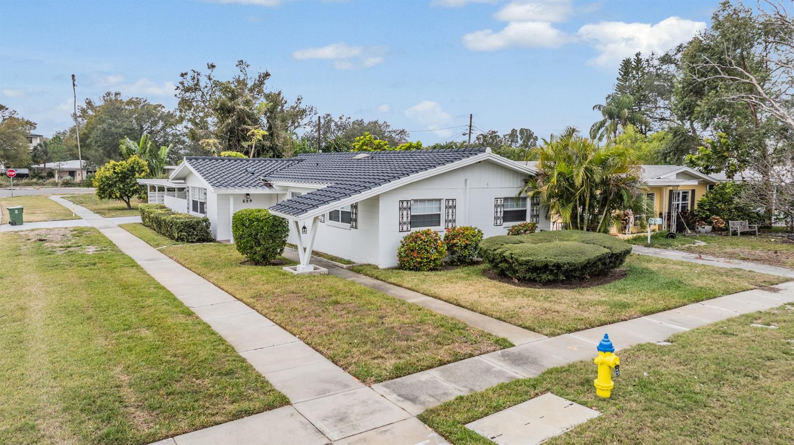 Image 4 of 29 For 524 Columbia Drive