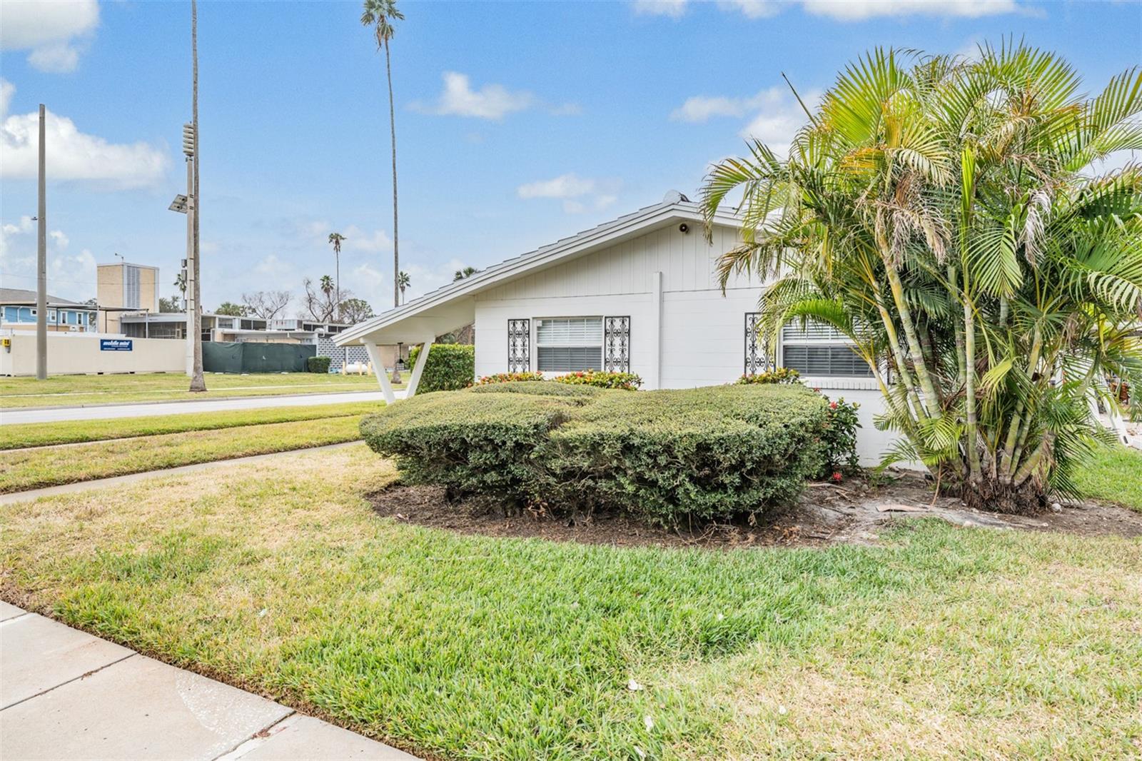 Image 9 of 29 For 524 Columbia Drive