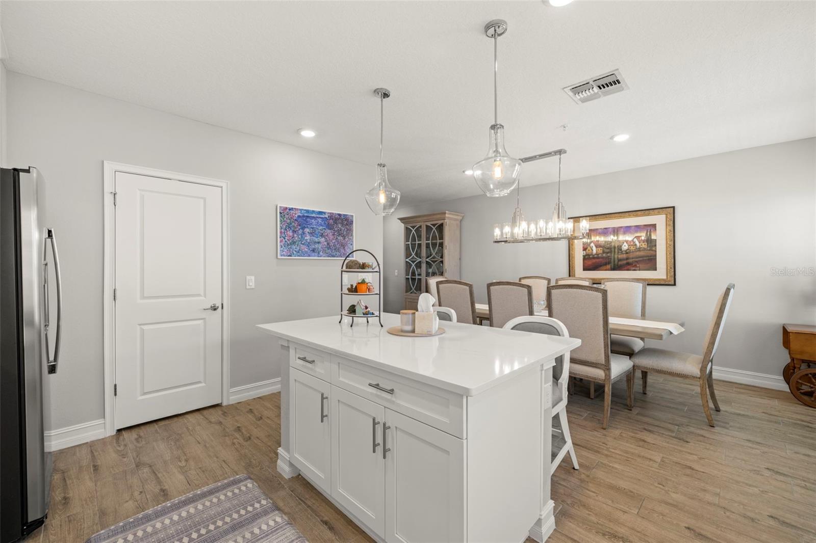 Image 16 of 55 For 5351 Bridge Street 78